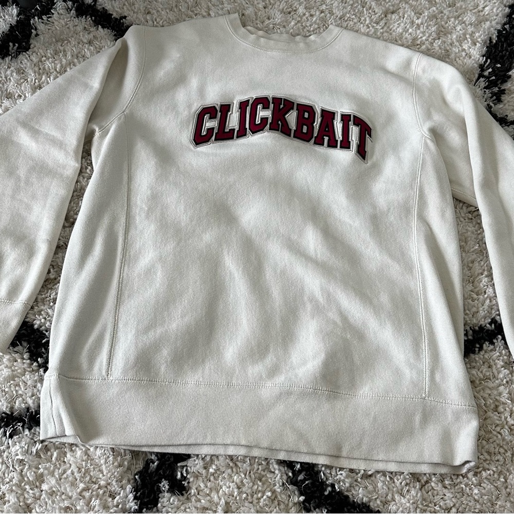 Clickbait Pullover - Picture 2 of 2